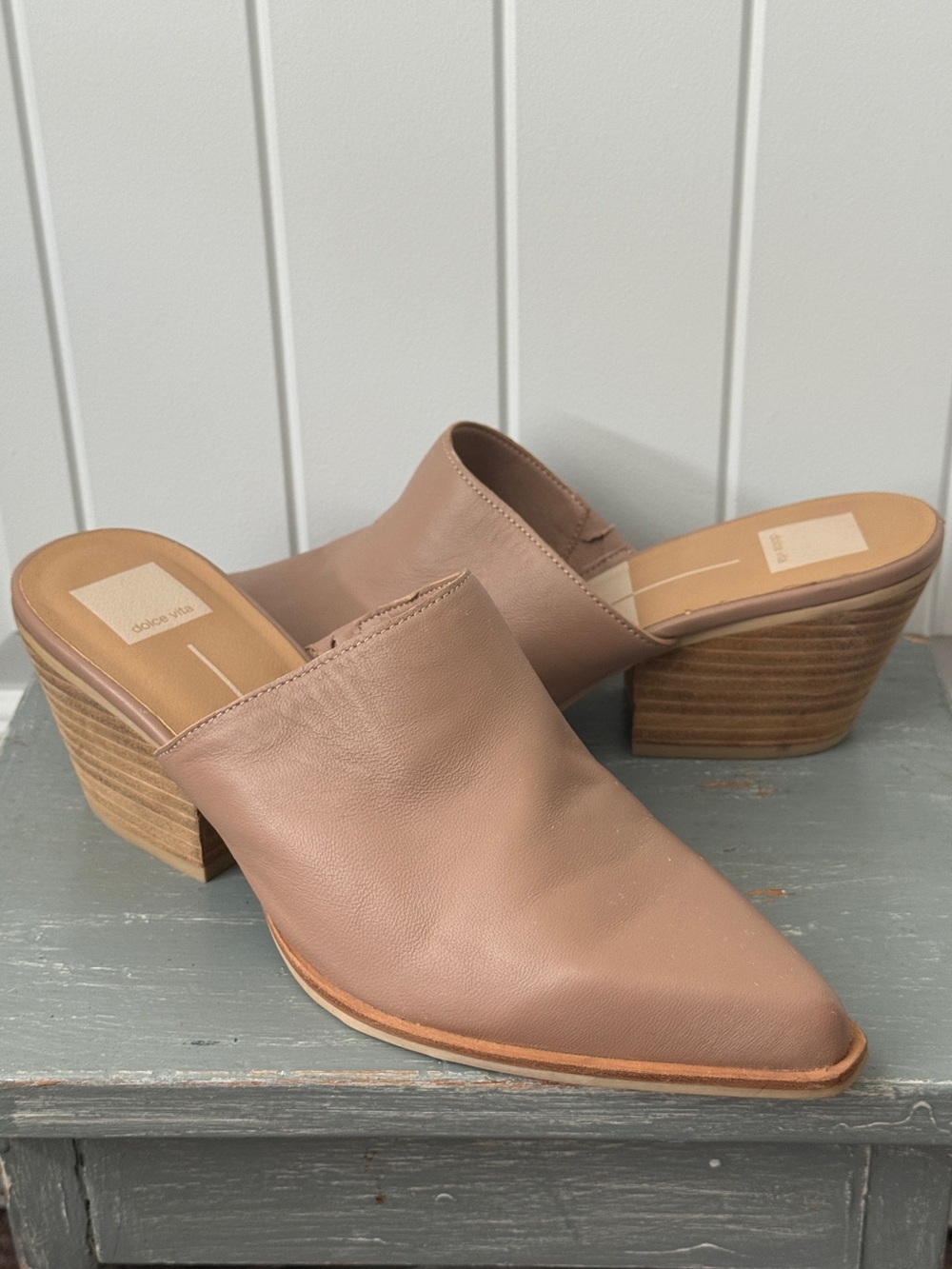 Dolce Vita Women's Tan Mules Size 10M